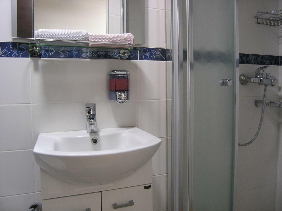 Apartment Danijela-City Centar Белград Екстериор снимка