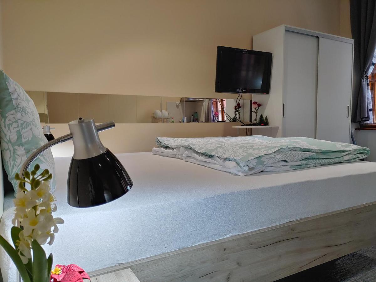 Apartment Danijela-City Centar Белград Екстериор снимка